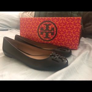 Tory Burch black slides! 🖤 size 8.5! PRICE DROP